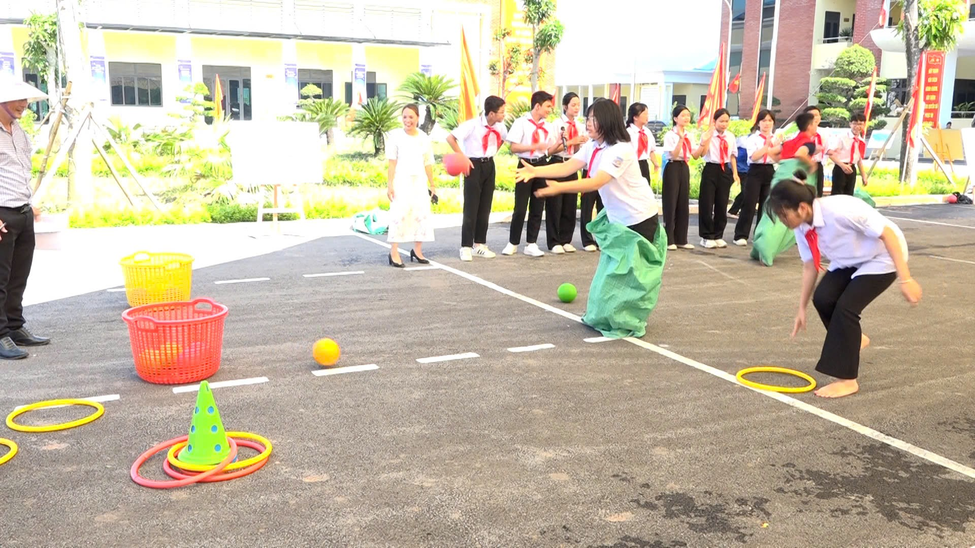 Hồng Sơn hưởng ứng phát động Tháng hành động vì trẻ em năm 2026 - Trẻ em hạnh phúc, an toàn, vững bước trong kỷ nguyên số- Ảnh 9.