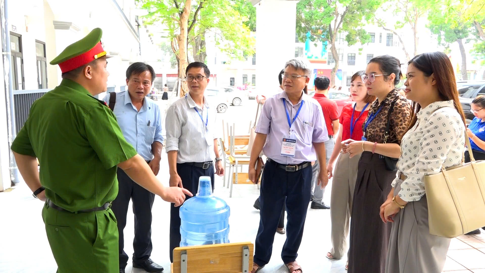 Xã Hồng Sơn rà soát toàn diện công tác chuẩn bị kỳ thi vào lớp 10- Ảnh 3.
