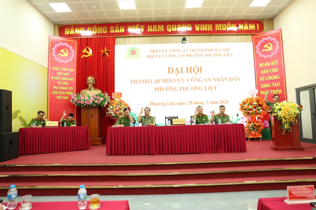 ĐẠI HỘI THÀNH LẬP HỘI CỰU CÔNG AN NHÂN DÂN PHƯỜNG PHƯƠNG LIỆT NHIỆM KỲ 2026 - 2031: ĐOÀN KẾT, GƯƠNG MẪU VÀ TRÁCH NHIỆM- Ảnh 7.