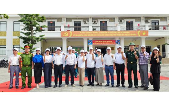 Hát Môn hưởng ứng Ngày Thế giới không thuốc lá 31/5; tuần lễ không thuốc lá 25-31/5; và tăng cường thực thi Luật phòng, chống tác hại thuốc lá trên địa bàn
