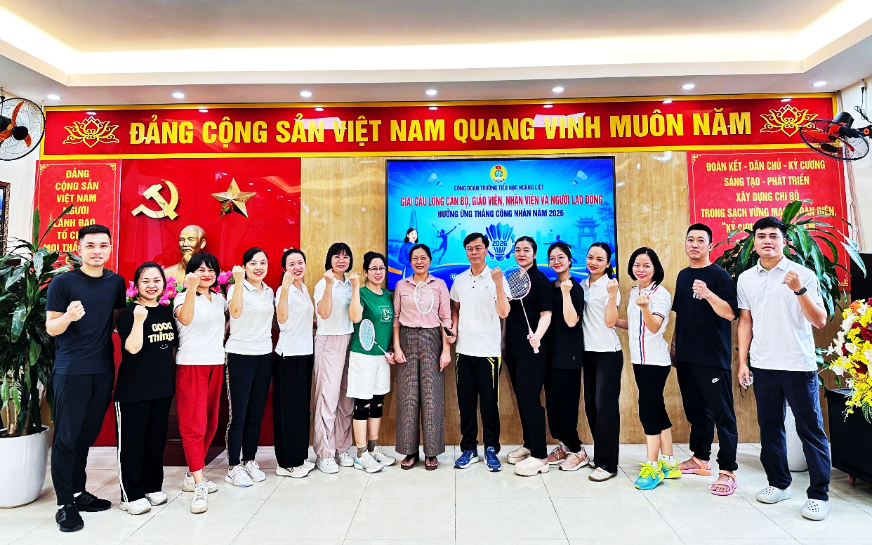 Sôi nổi Giải Cầu lông dành cho cán bộ, giáo viên, nhân viên và người lao động trường Tiểu học Hoàng Liệt - hưởng ứng Tháng Công nhân năm 2026