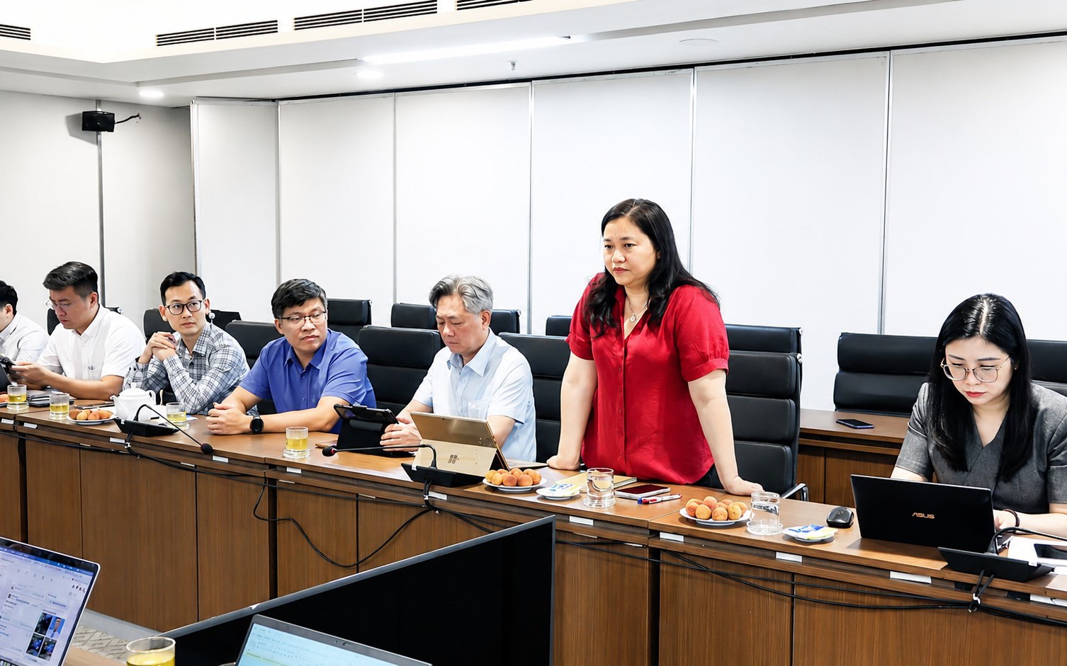 Ban tổ chức thành uỷ Hà Nội chia sẻ kinh nghiệm chuyển đổi số và đánh giá cán bộ theo KPI với Ban tổ chức Tỉnh uỷ Khánh Hoà