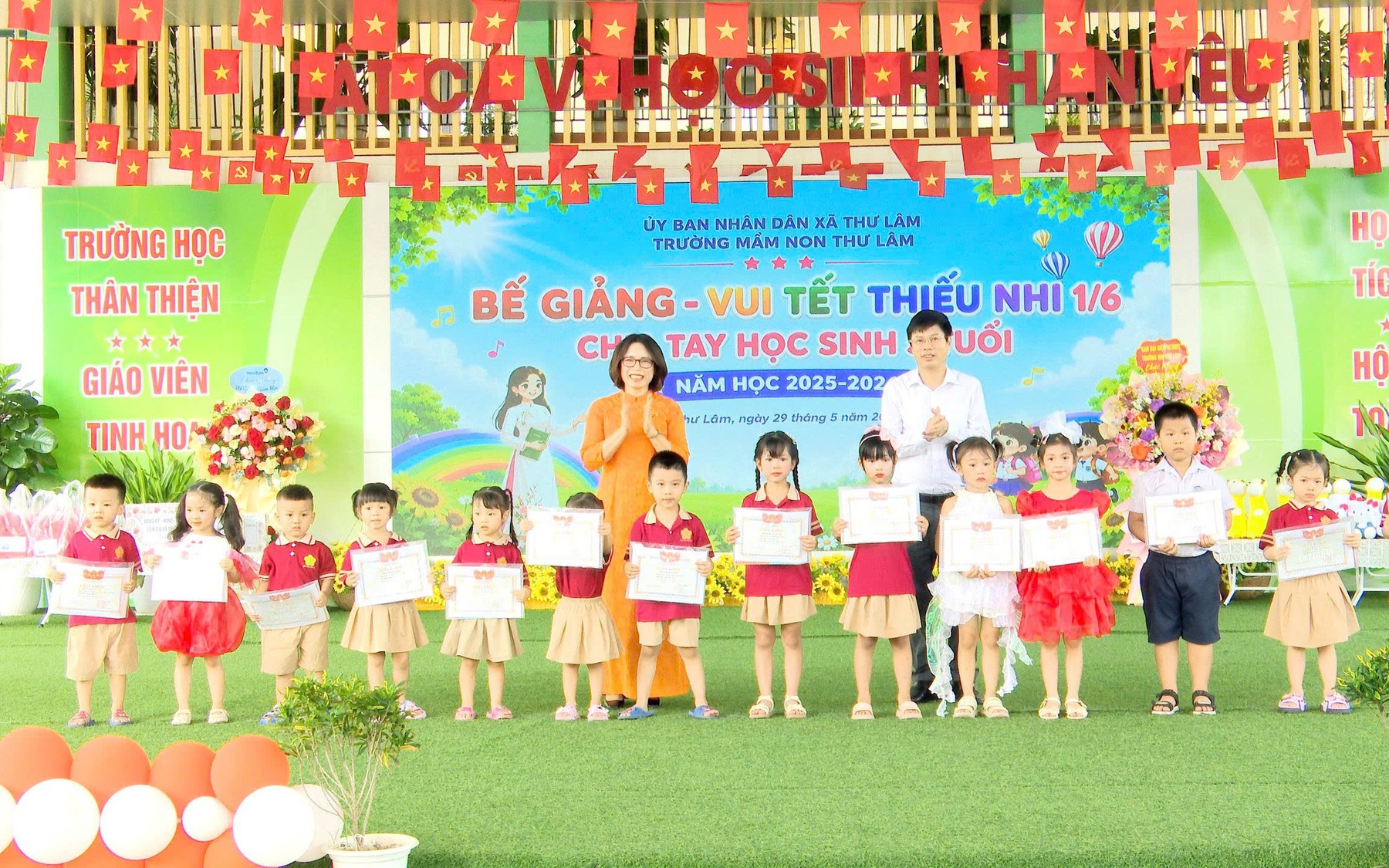 TRƯỜNG MẦM NON THƯ LÂM TỔ CHỨC BẾ GIẢNG NĂM HỌC 2025 – 2026, CHIA TAY HỌC SINH 5 TUỔI VÀ VUI TẾT THIẾU NHI 1/6