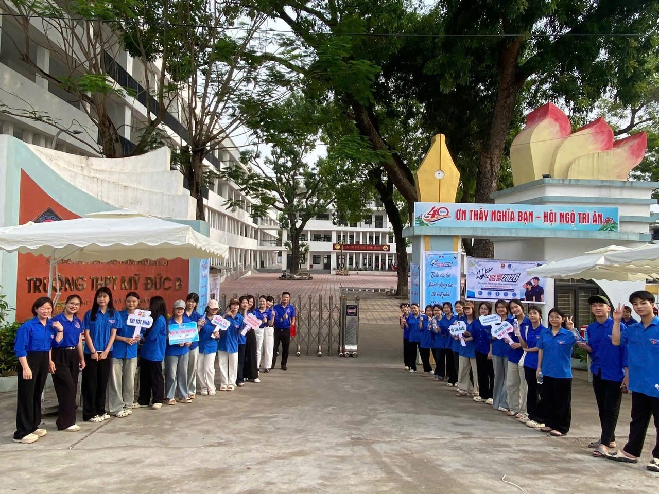 Hơn 800 thí sinh xã Hồng Sơn chính thức bước vào kỳ thi lớp 10- Ảnh 1.