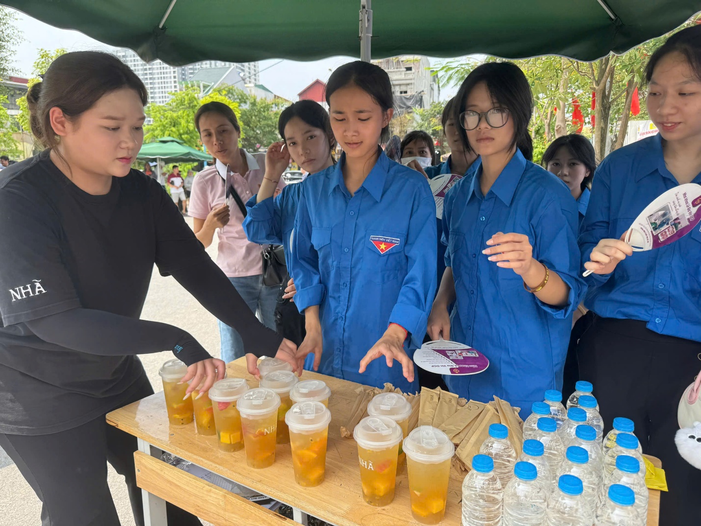 Xã Gia Lâm: Các thí sinh hoàn thành môn thi đầu tiên Kỳ thi tuyển sinh vào lớp 10 THPT năm học 2026-2027- Ảnh 5.