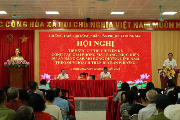 Phường Tương Mai tổ chức Hội nghị tiếp xúc cử tri chuyên đề về công tác giải phóng mặt bằng dự án đường Lĩnh Nam- Ảnh 1.