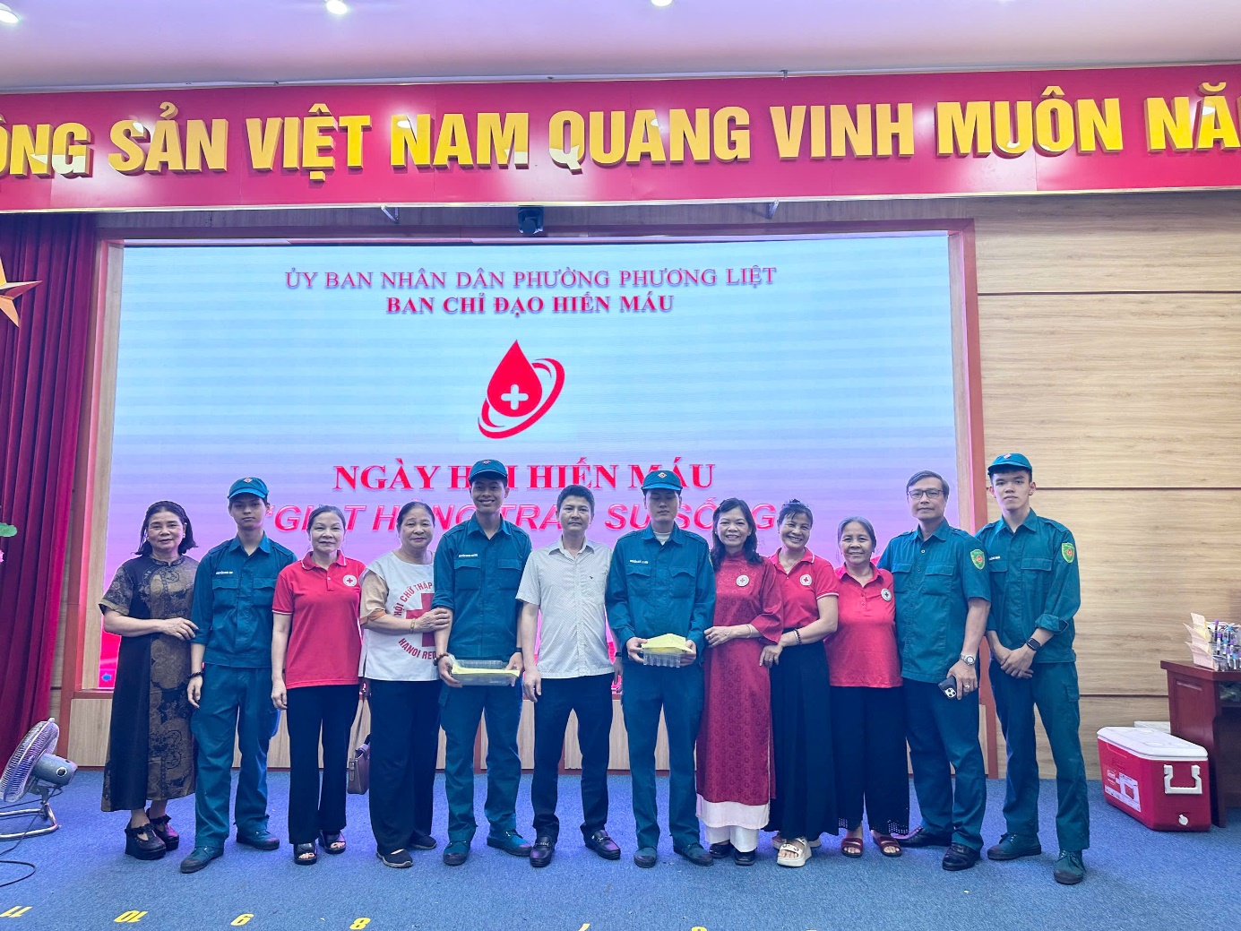 Phường Phương Liệt lan tỏa nghĩa cử cao đẹp tại Ngày hội hiến máu “Giọt hồng trao sự sống”- Ảnh 3.