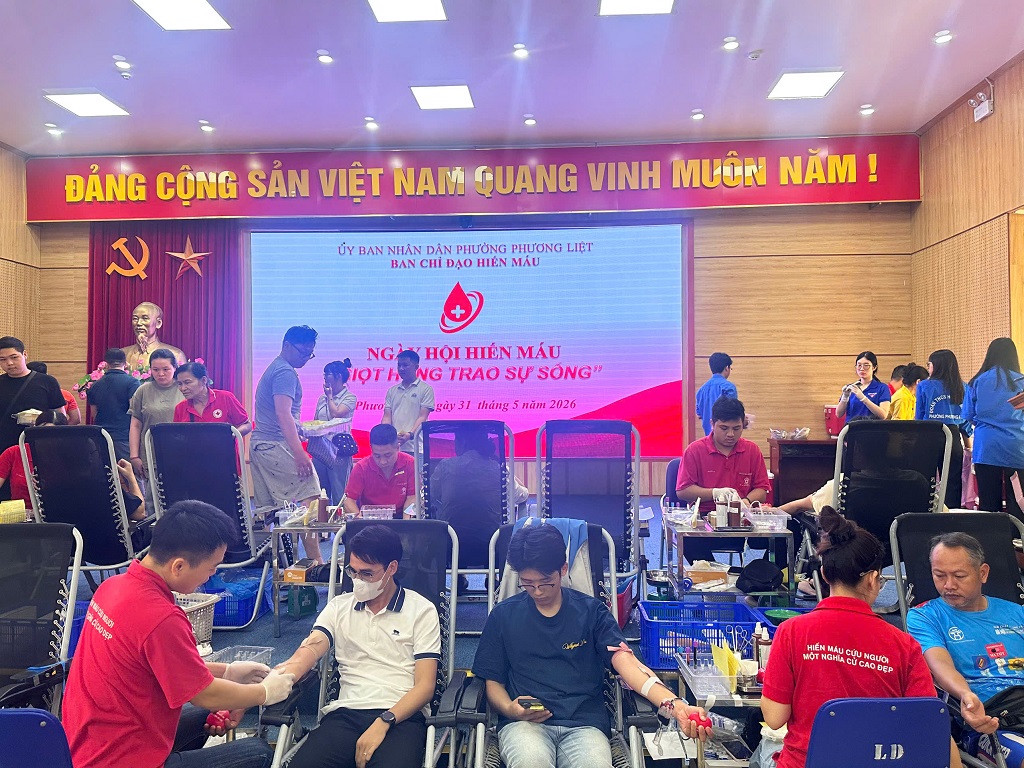 Phường Phương Liệt lan tỏa nghĩa cử cao đẹp tại Ngày hội hiến máu “Giọt hồng trao sự sống”- Ảnh 6.