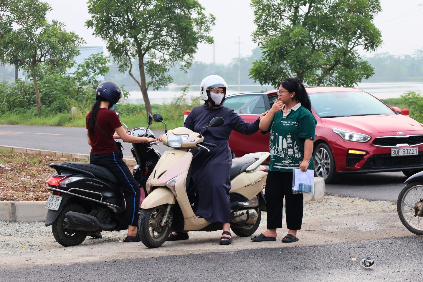 Xã Tiến Thắng: Ngày thi cuối cùng tại điểm thi trường THPT Tự Lập diễn ra thuận lợi, đúng quy chế- Ảnh 5.