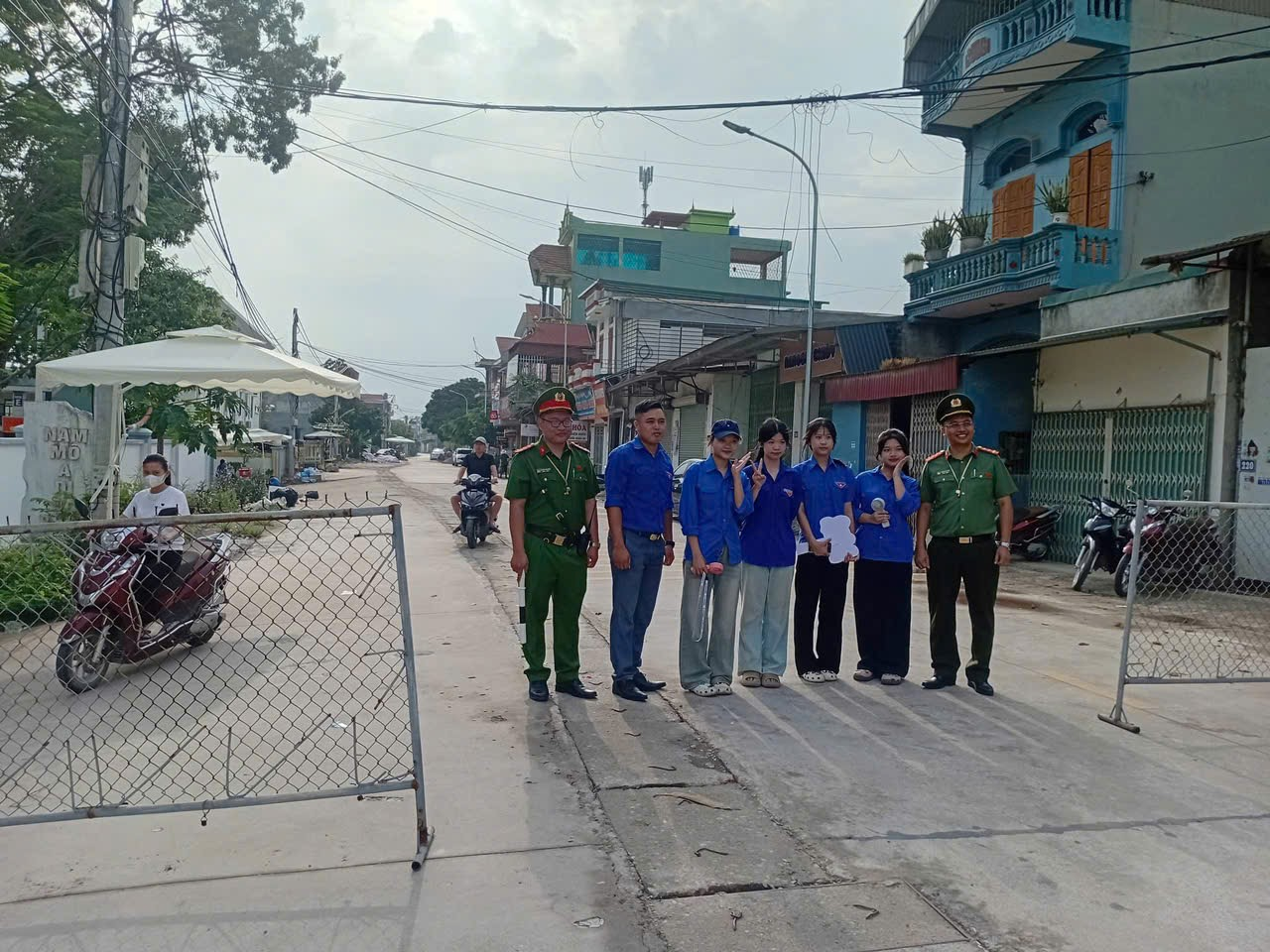 Kỳ thi tuyển sinh vào lớp 10 THPT trên địa bàn xã Hồng Sơn kết thúc an toàn, nghiêm túc, hiệu quả- Ảnh 2.