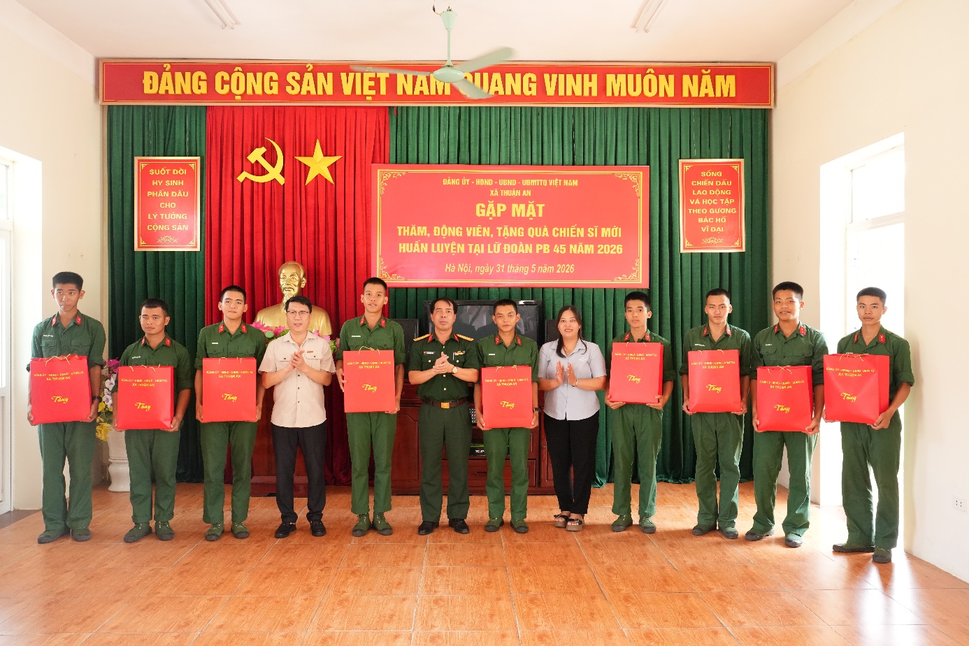 Xã Thuận An thăm, động viên tân binh nhập ngũ năm 2026- Ảnh 5.