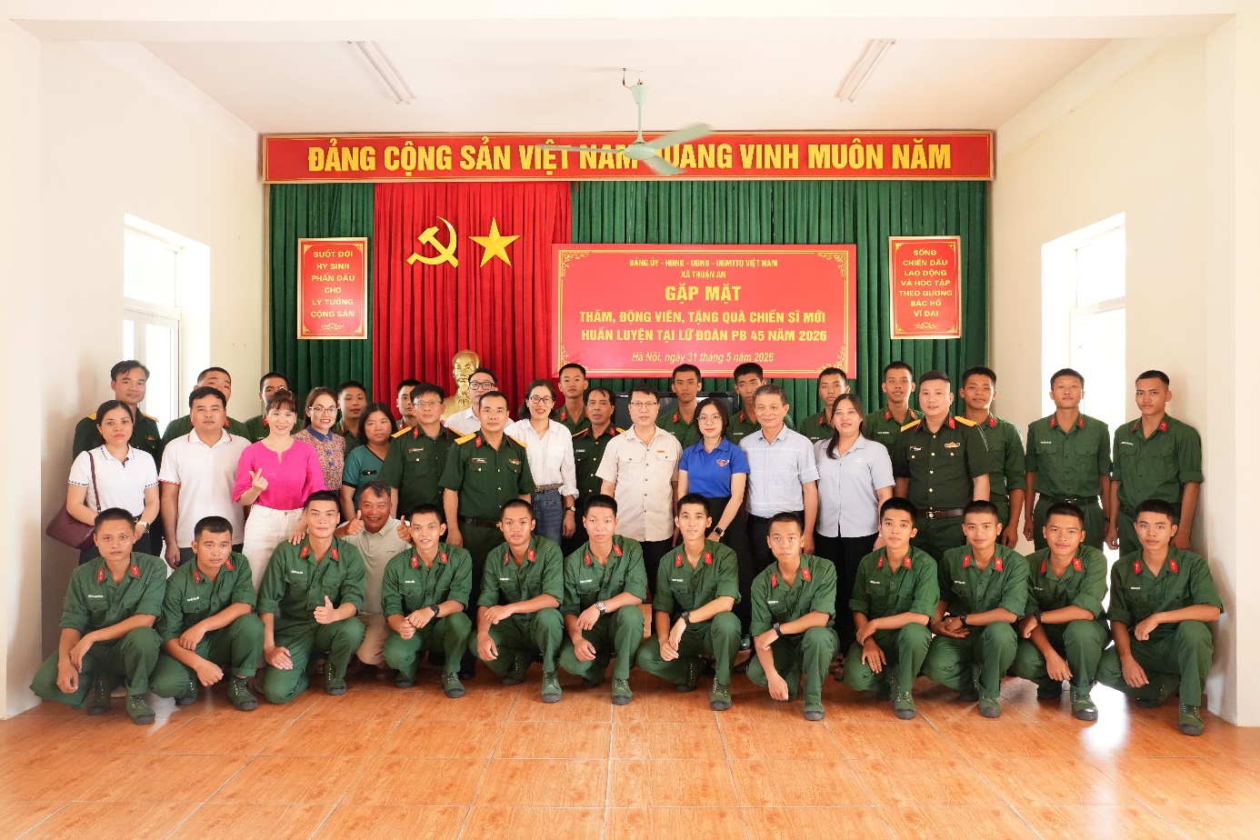 Xã Thuận An thăm, động viên tân binh nhập ngũ năm 2026- Ảnh 7.