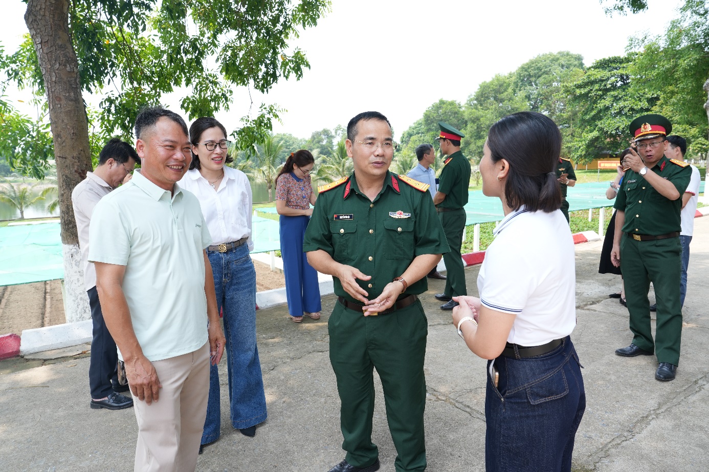 Xã Thuận An thăm, động viên tân binh nhập ngũ năm 2026- Ảnh 11.