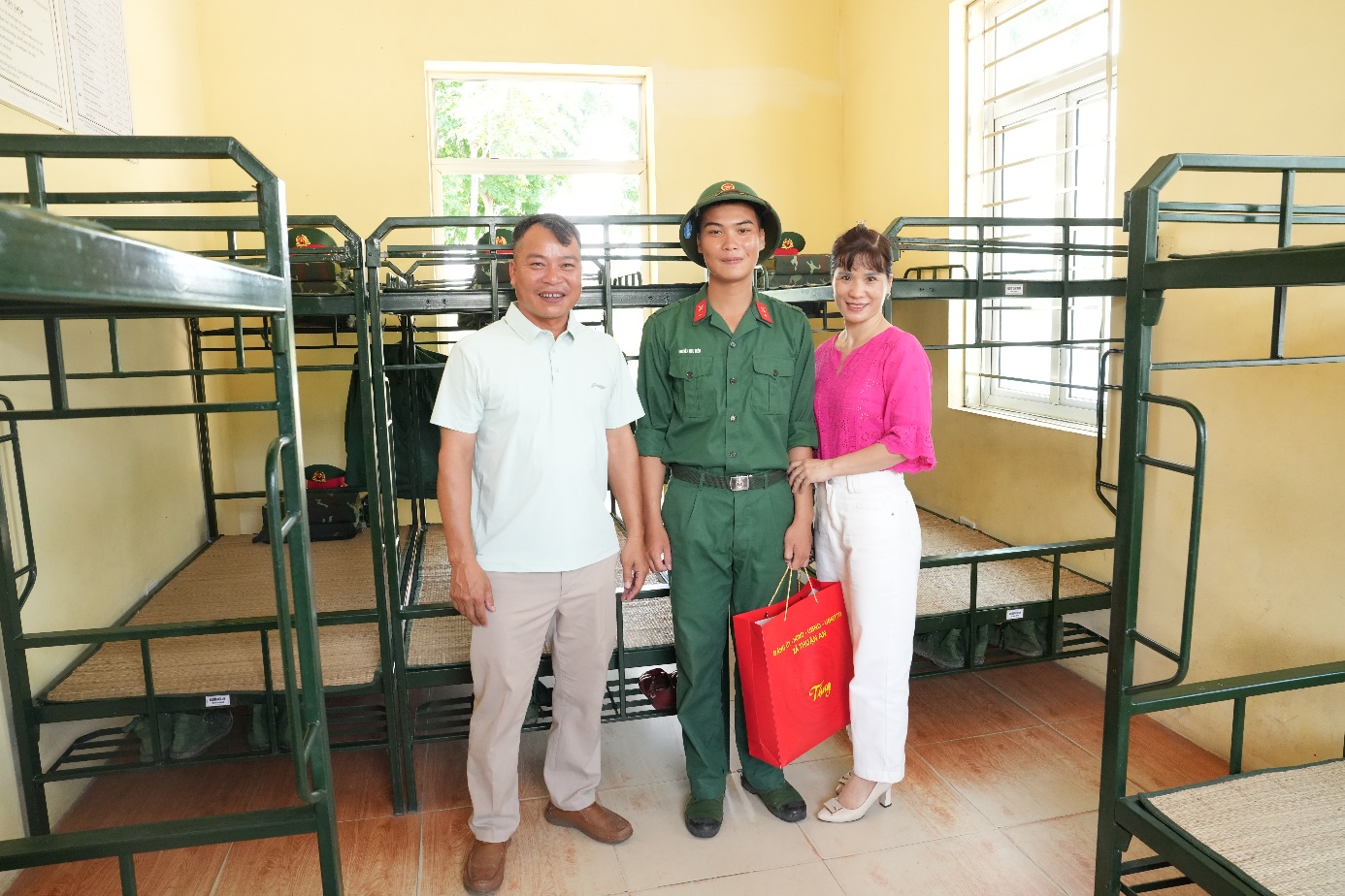 Xã Thuận An thăm, động viên tân binh nhập ngũ năm 2026- Ảnh 15.