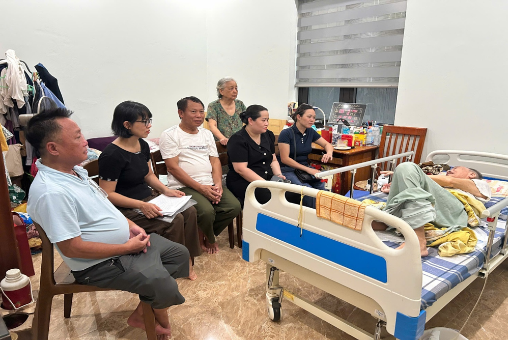 Phường Yên Hòa tổ chức thẩm định, họp xét duyệt xác định mức độ khuyết tật cho công dân trên địa bàn- Ảnh 1.