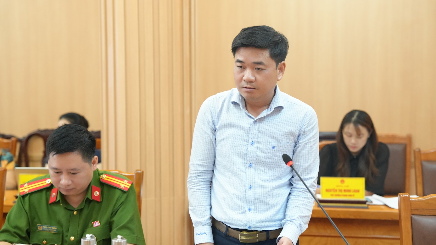 Thường trực HĐND xã An Khánh&nbsp;tổ chức phiên giải trình về công tác quản lý, khai thác chợ, các điểm chợ gắn với thực hiện Chỉ thị số 05 của Ban Thường vụ Đảng ủy xã- Ảnh 9.