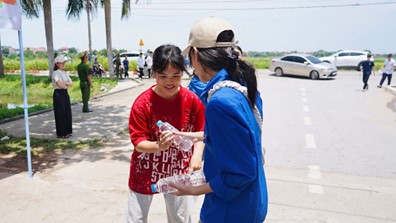 TUỔI TRẺ YÊN LÃNG ĐỒNG HÀNH CÙNG SĨ TỬ TRONG KỲ THI TUYỂN SINH VÀO LỚP 10 NĂM HỌC 2026 - 2027- Ảnh 6.