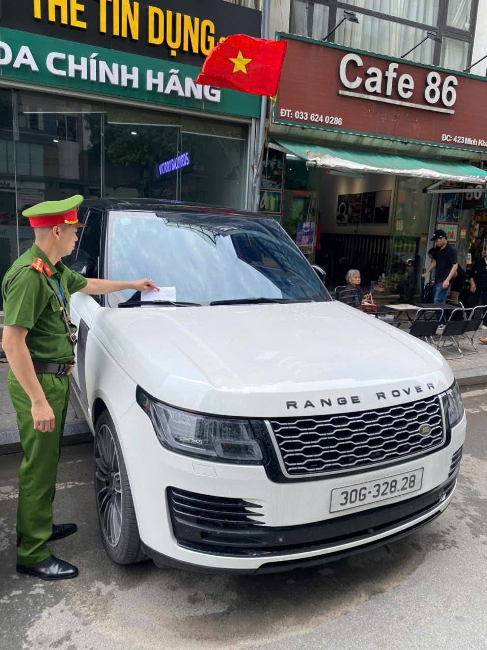 TĂNG CƯỜNG NHẮC NHỞ, XỬ LÝ VI PHẠM DỪNG, ĐỖ XE TẠI KHU ĐÔ THỊ - Ảnh 2.
