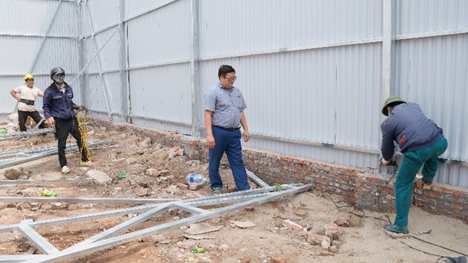 Hoài Đức tổ chức tháo dỡ công trình xây dựng trái phép trên đất Nông nghiệp tại thôn Nội- Ảnh 1.