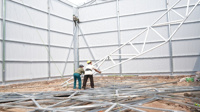 Hoài Đức tổ chức tháo dỡ công trình xây dựng trái phép trên đất Nông nghiệp tại thôn Nội- Ảnh 2.