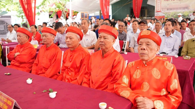 Lễ đón nhận bằng xếp hạng di tích cấp Thành phố Quán Tổng và Đình thôn Nhuệ- Ảnh 13.