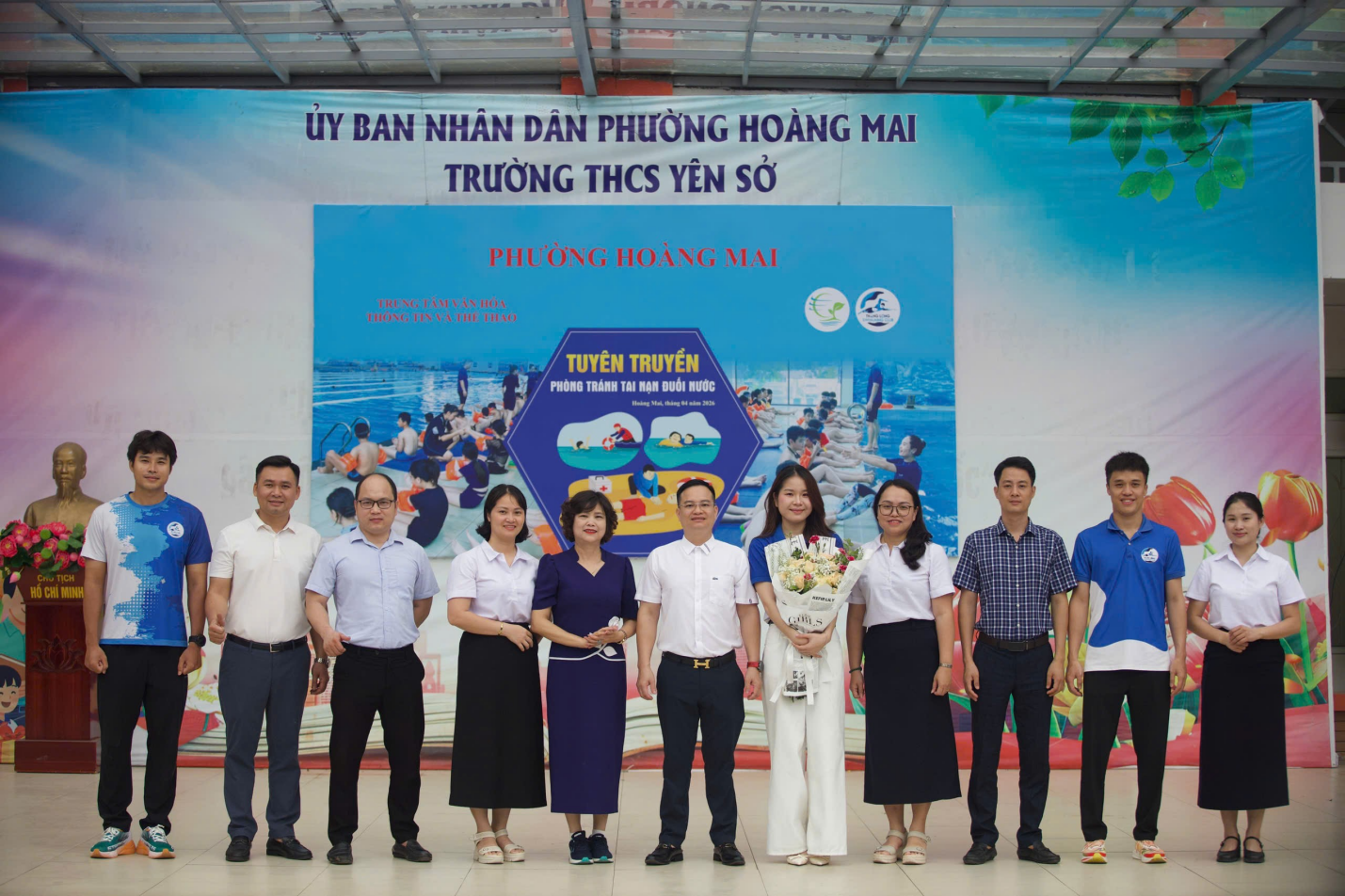 HỌC SINH TRƯỜNG THCS YÊN SỞ TẬP HUẤN KỸ NĂNG
PHÒNG TRÁNH TAI NẠN ĐUỐI NƯỚC NĂM HỌC 2025 – 2026- Ảnh 1.