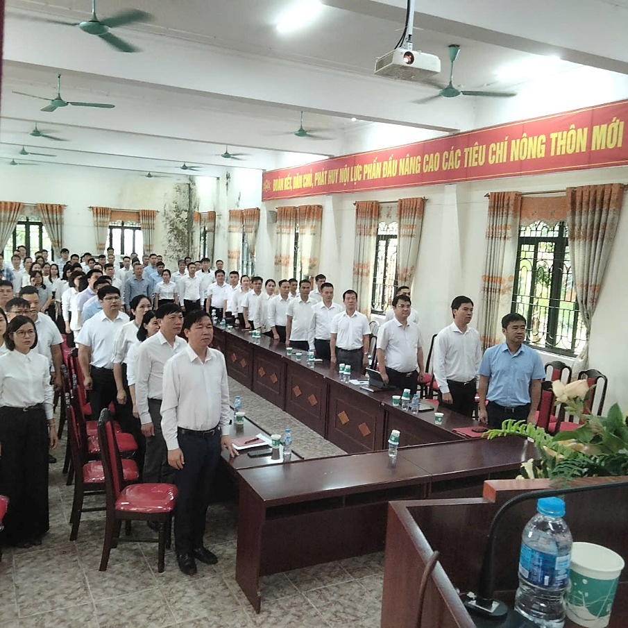 Xã Kim Anh tổ chức Lễ chào cờ đầu tháng
Triển khai nhiệm vụ trọng tâm tháng 5- Ảnh 1.