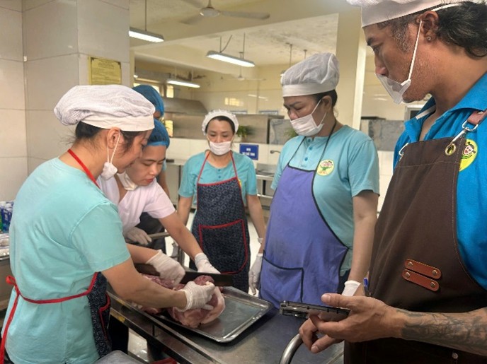 Trường mầm non Tân Mai tăng cường công tác đảm bảo 
vệ sinh và triển khai “Tháng hành động về an toàn thực phẩm” năm 2026- Ảnh 2.