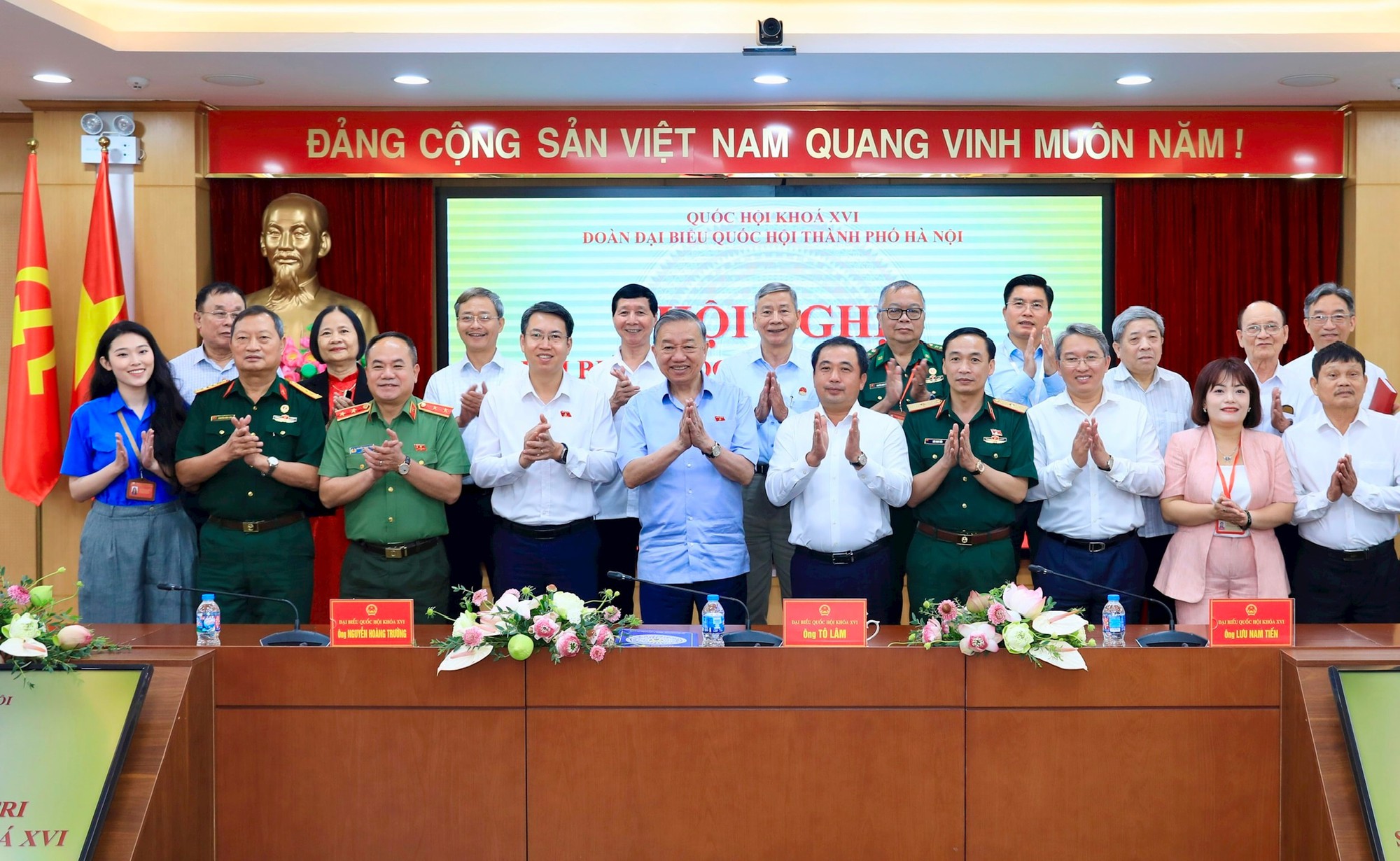 Tổng Bí thư, Chủ tịch nước Tô Lâm: Mỗi bước phát triển của Hà Nội có sức lan tỏa đối với cả nước- Ảnh 10.