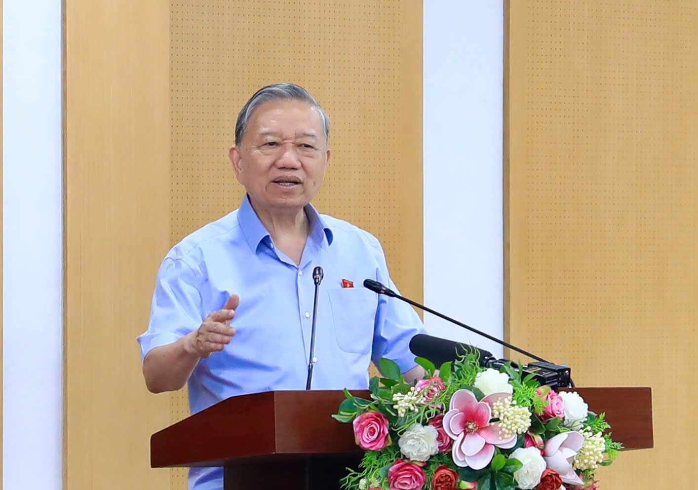 Tổng Bí thư, Chủ tịch nước Tô Lâm tiếp xúc cử tri Hà Nội- Ảnh 4.