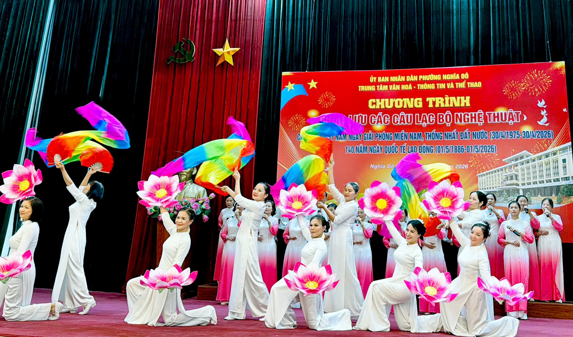 Giao lưu nghệ thuật lan tỏa tinh thần tháng Tư lịch sử- Ảnh 2.