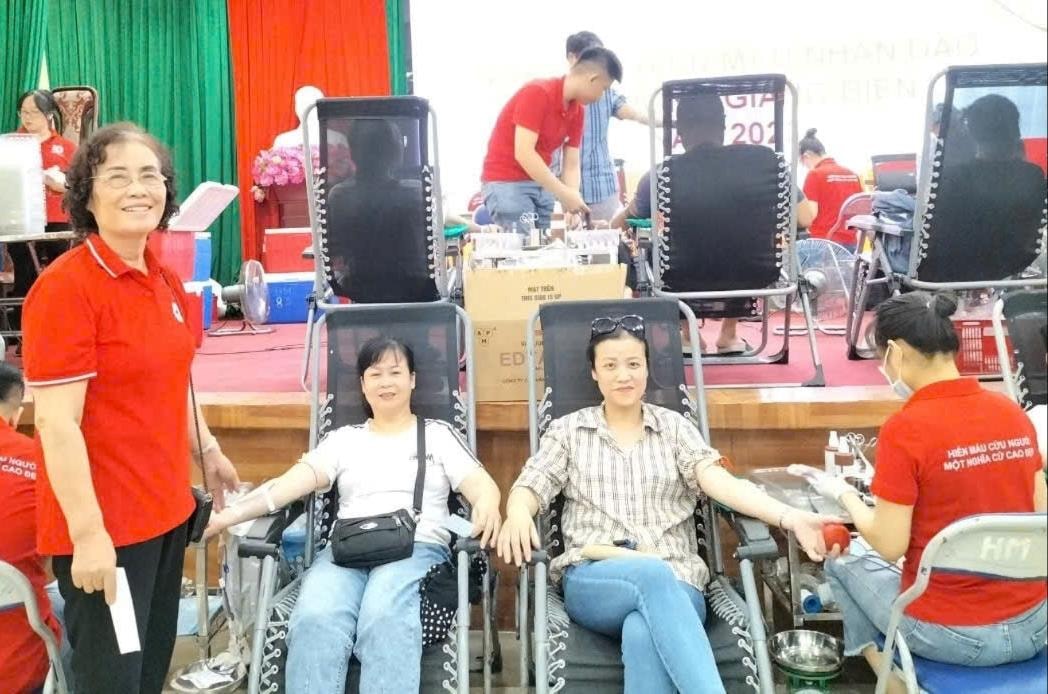 Gieo mầm nhân ái từ những mô hình nhỏ ở phường Việt Hưng- Ảnh 2.