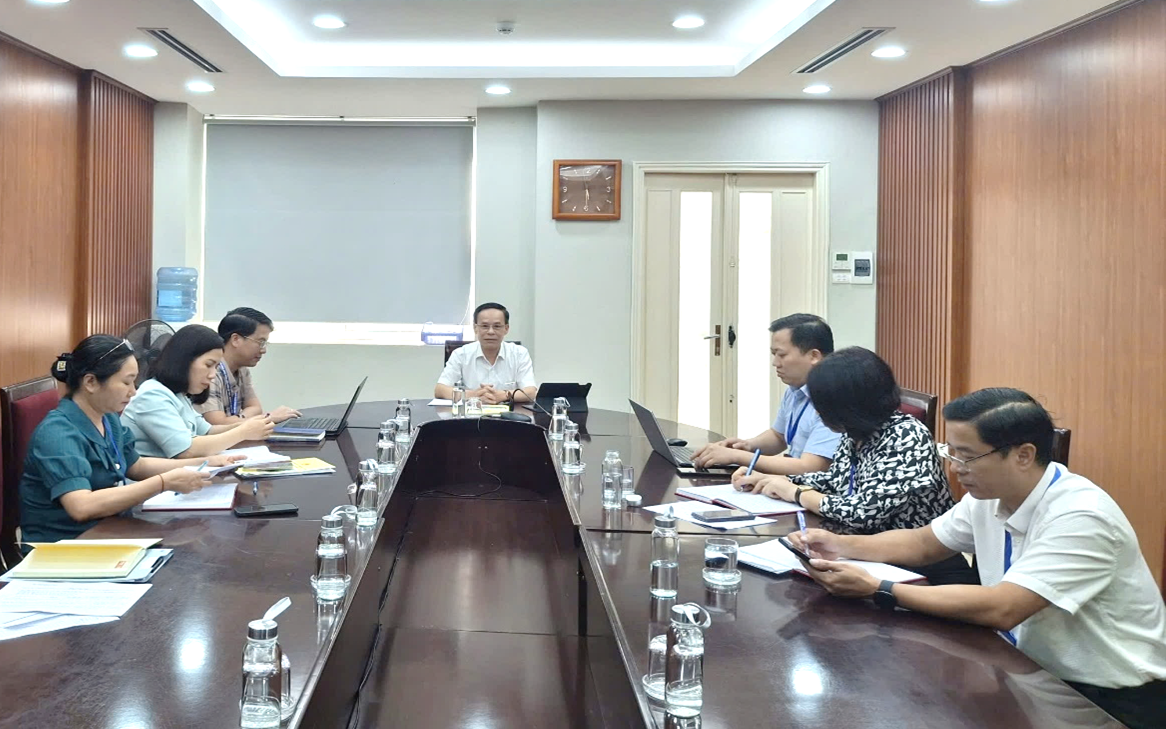Thường trực HĐND phường Việt Hưng phối hợp với Ủy ban MTTQ phường thống nhất nội dung khảo sát, giám sát năm 2026