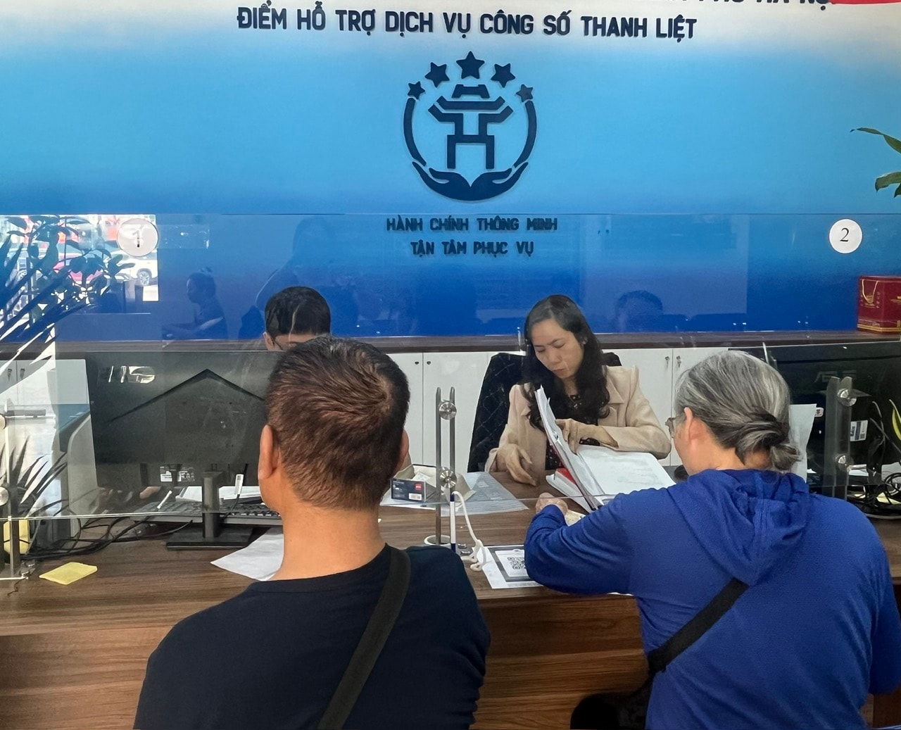 Phường Thanh Liệt lấy người dân làm trung tâm trong cải cách hành chính- Ảnh 2.