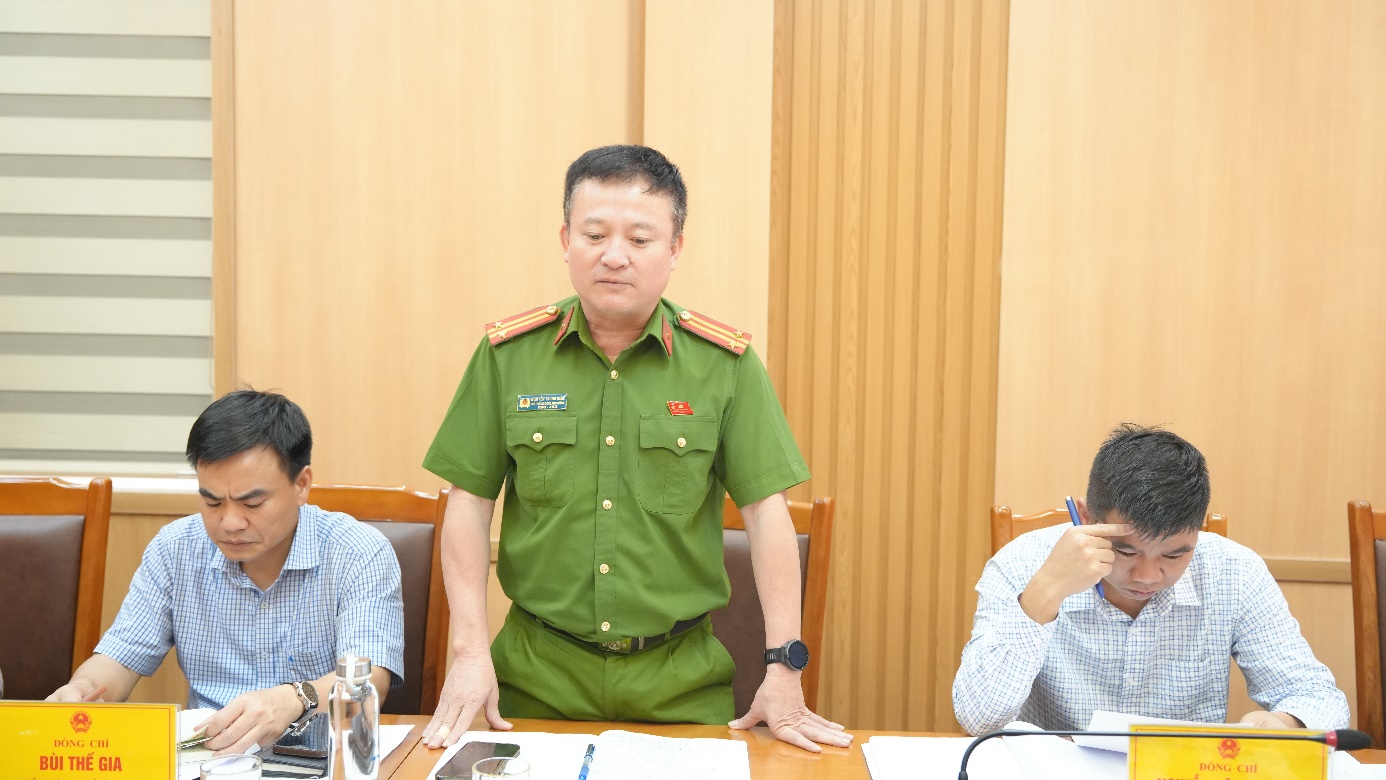 Đồng chí Hồ Trung Nghĩa - Phó Bí thư Đảng ủy, Chủ tịch UBND xã chủ trì hội nghị triển khai nhiệm vụ trọng tâm tháng 5 năm 2026- Ảnh 3.