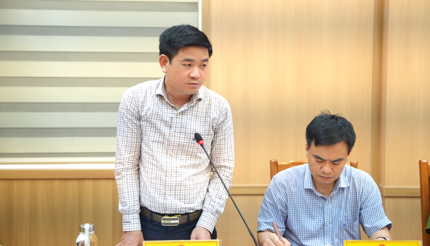 Đồng chí Hồ Trung Nghĩa - Phó Bí thư Đảng ủy, Chủ tịch UBND xã chủ trì hội nghị triển khai nhiệm vụ trọng tâm tháng 5 năm 2026- Ảnh 6.
