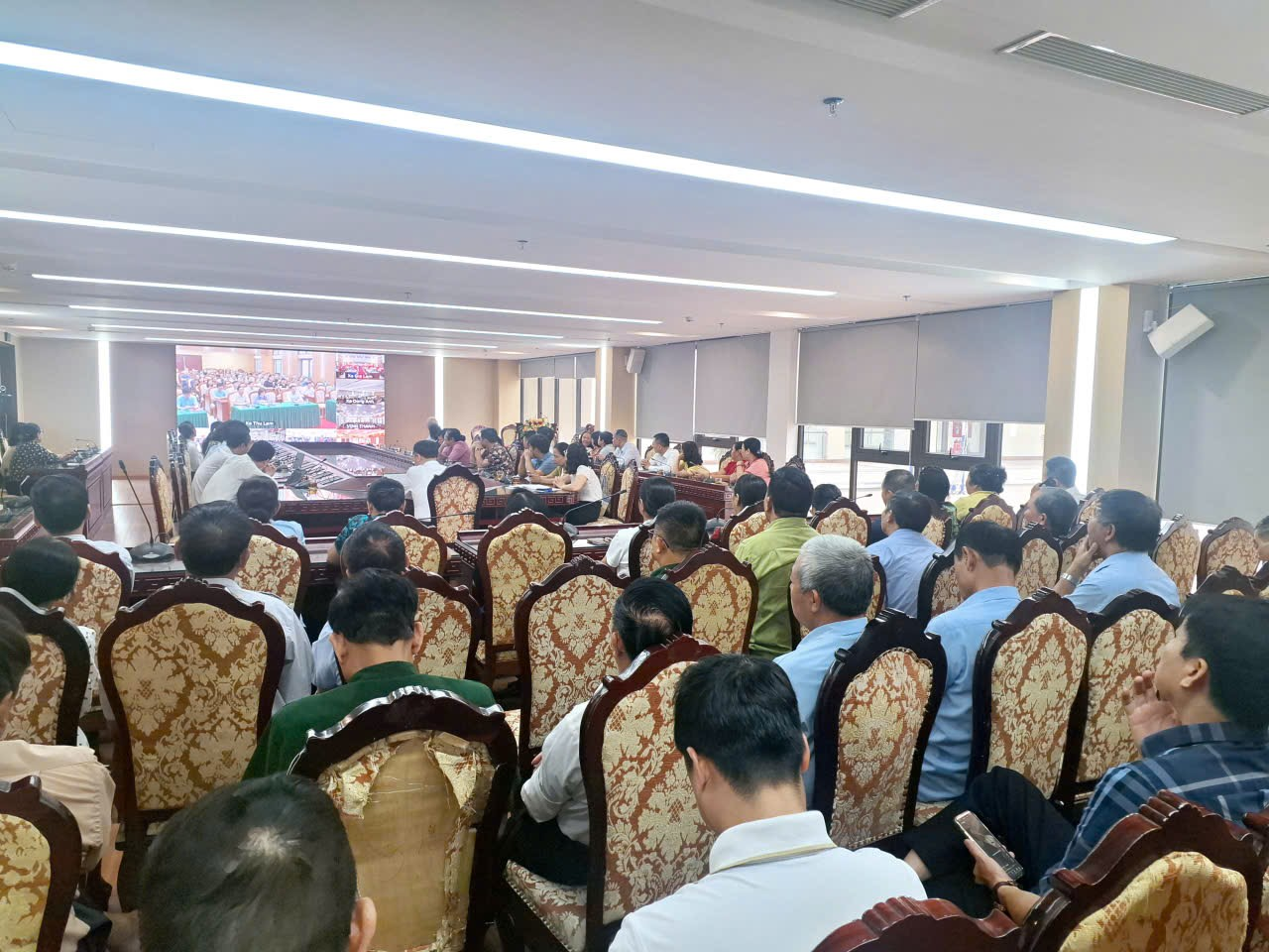 Hội nghị Tiếp xúc cử tri của đại biểu Quốc hội sau kỳ họp thứ nhất, Quốc hội khóa XVI – Đơn vị bầu cử số 10- Ảnh 3.