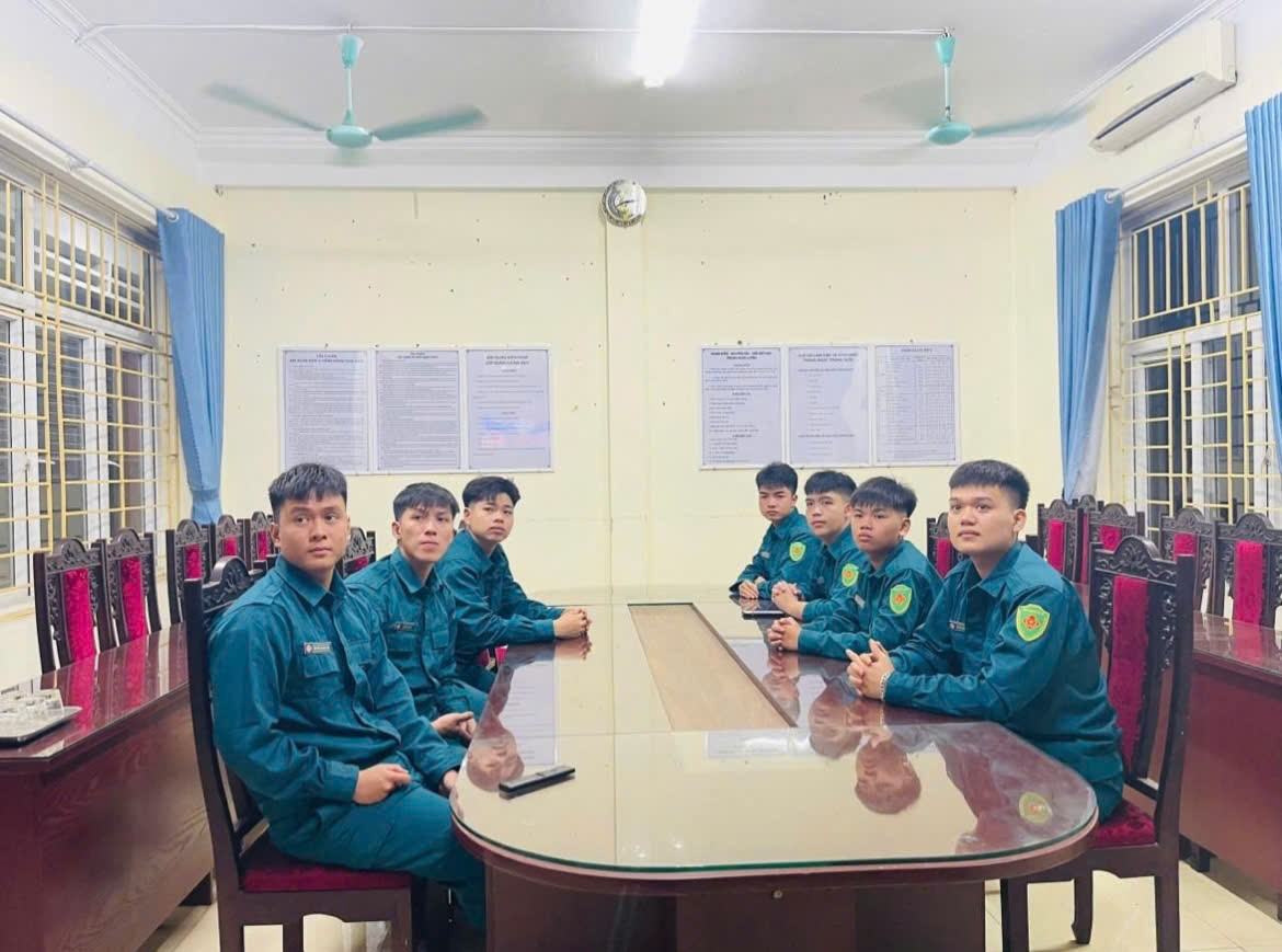Hoài Đức: 100% cán bộ, công chức tham gia học tập và triển khai Nghị quyết 02 - NQ/TW của Bộ Chính trị về xây dựng, phát triển Thủ đô Hà Nội trong kỷ nguyên mới- Ảnh 2.