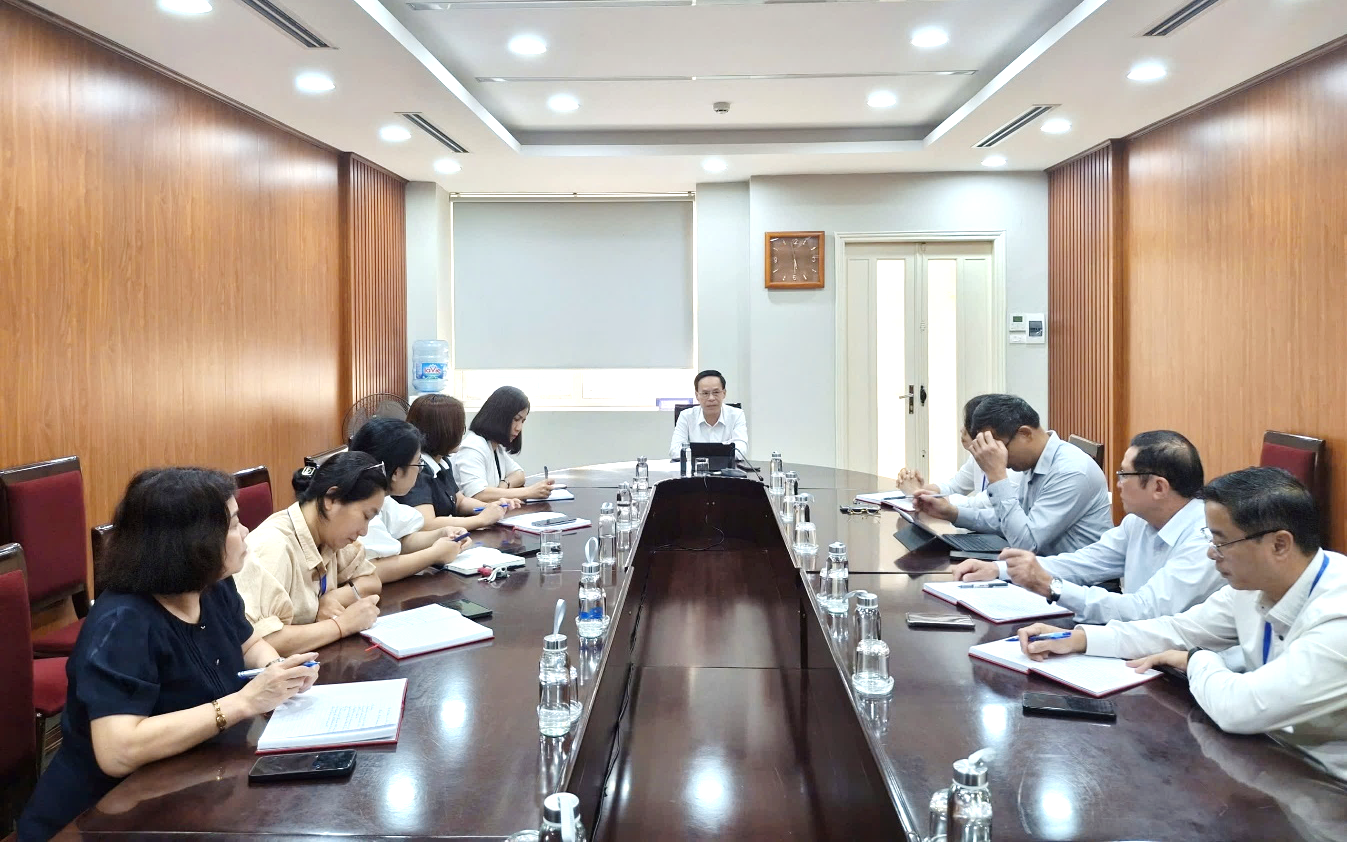 Thường trực HĐND phường Việt Hưng tổ chức phiên họp quan trọng thống nhất nhiệm vụ trọng tâm năm 2026