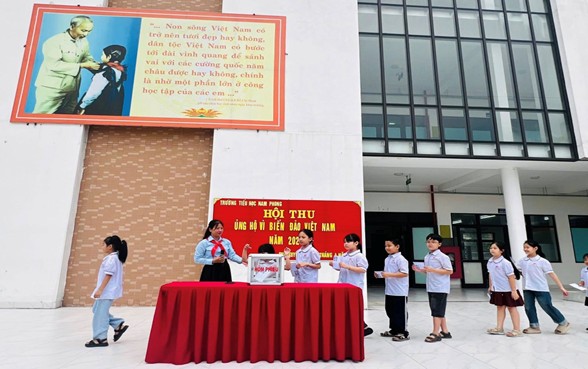 Chung tay hướng về biển đảo – Kết nối từ các trường học xã Phú Xuyên- Ảnh 2.