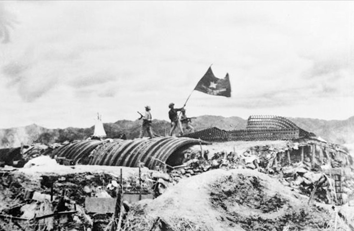 Kỷ niệm 72 năm Chiến thắng Điện Biên Phủ (7/5/1954 - 7/5/2026):Chiến thắng của bản lĩnh, ý chí và sức mạnh Việt Nam- Ảnh 2.