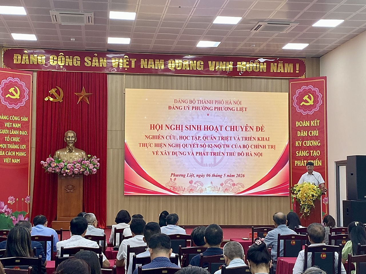 Đảng ủy phường Phương Liệt tổ chức sinh hoạt chuyên đề về Nghị quyết số 02-NQ/TW của Bộ Chính trị- Ảnh 1.