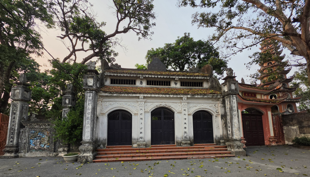 GIỚI THIỆU VỀ CỤM DI TÍCH QUỐC GIA: ĐÌNH - ĐỀN - CHÙA THÔN PHÙ LƯU THƯỢNG, XÃ HÒA XÁ- Ảnh 13.