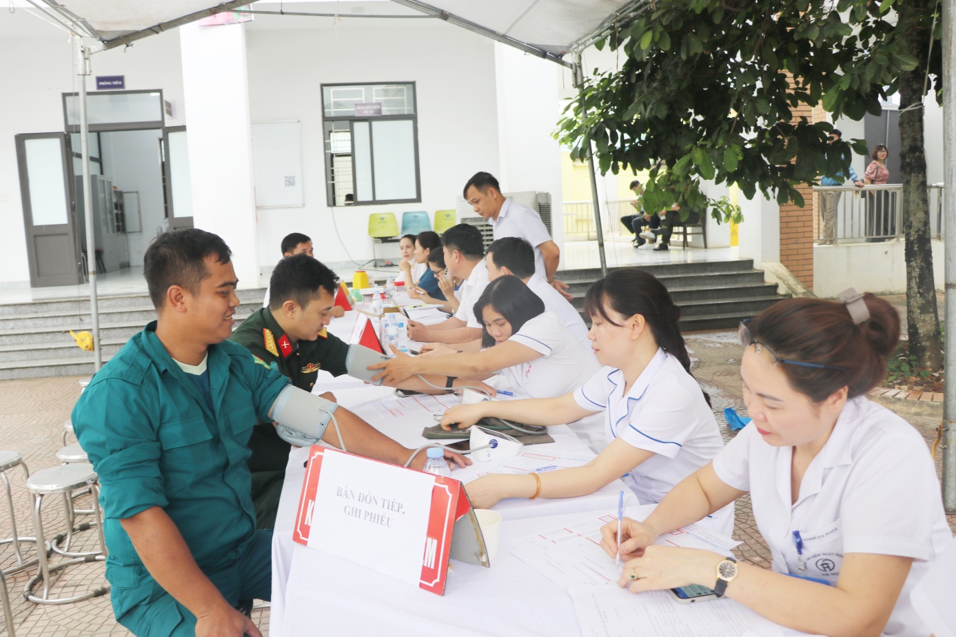 Xã Trần Phú: tổ chức khám sàng lọc ung thư gan và tầm soát bệnh lý tuyến giáp, ổ bụng năm 2026- Ảnh 1.