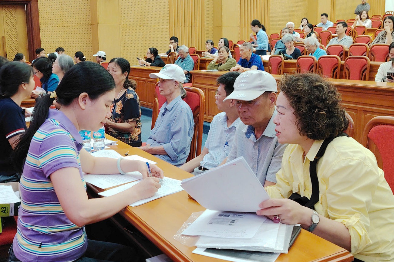 Phường Thanh Xuân đẩy nhanh tiến độ chi trả tiền bồi thường Dự án đường Vành đai 2,5- Ảnh 1.