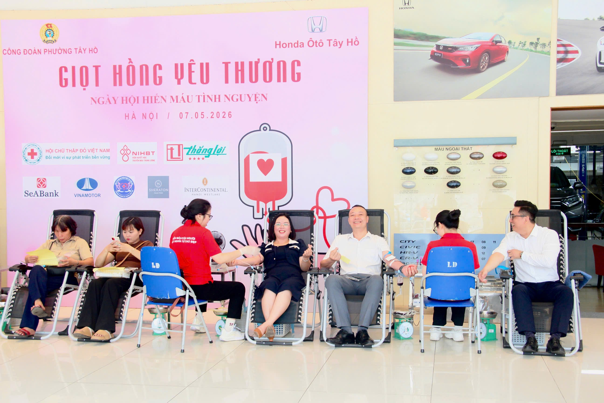Phường Tây Hồ tích cực lan tỏa phong trào hiến máu tình nguyện trong đoàn viên, người lao động- Ảnh 1.