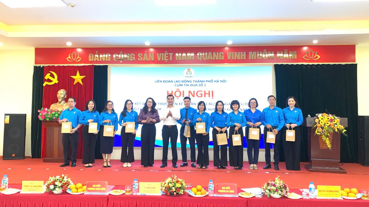 Công đoàn 10 phường thuộc Cụm thi đua số 01 triển khai giao ước thi đua năm 2026- Ảnh 2.