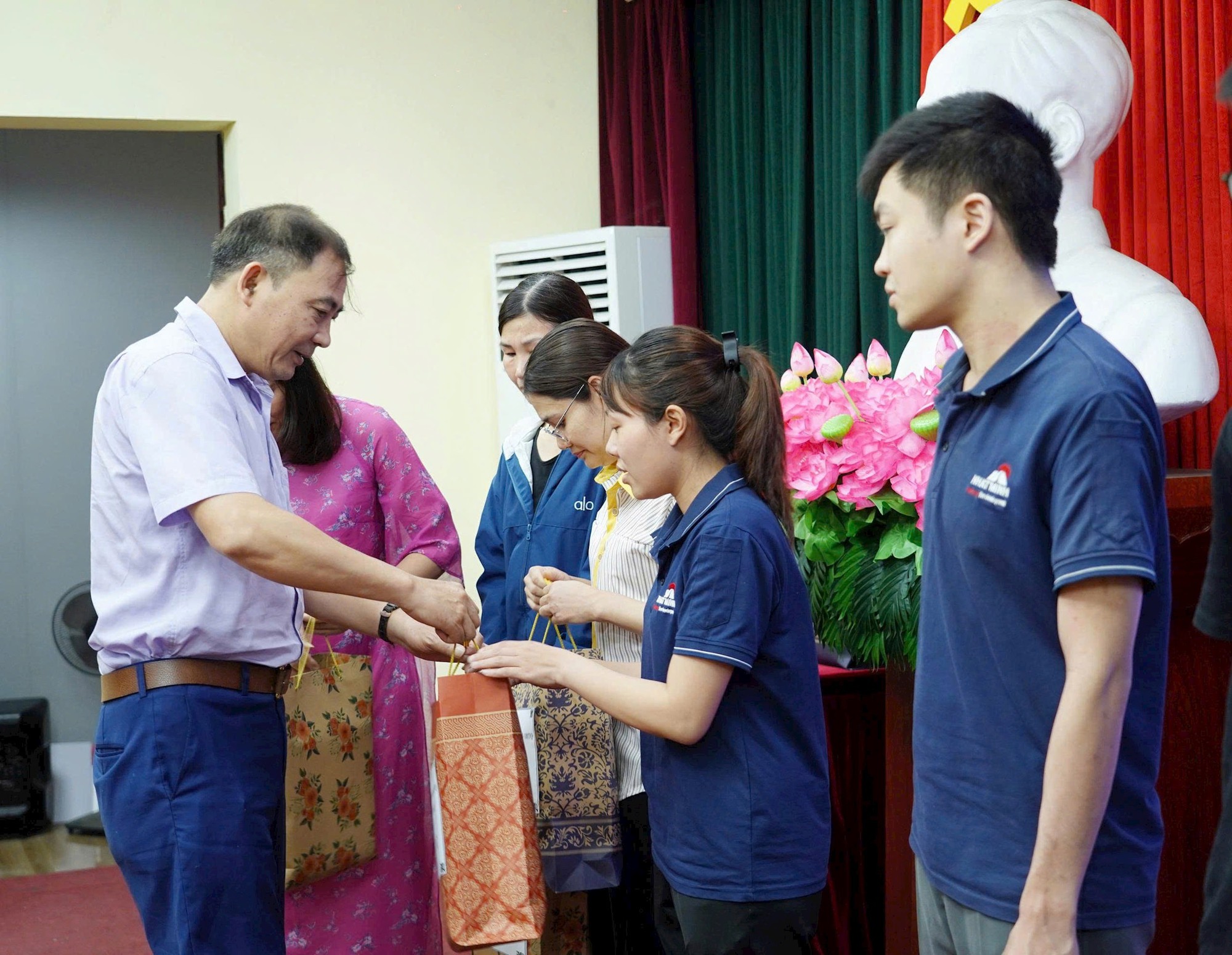 Thường Tín phát động Tháng hành động về an toàn, vệ sinh lao động năm 2026- Ảnh 1.