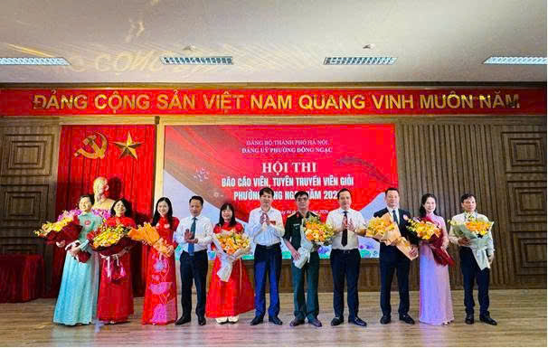 Sôi nổi Hội thi Báo cáo viên, tuyên truyền viên giỏi
năm 2026 tại phường Đông Ngạc
- Ảnh 3.