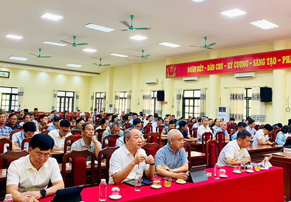 Đại biểu Quốc hội tiếp xúc cử tri sau Kỳ họp thứ nhất, Quốc hội khóa XVI tại xã Ô Diên- Ảnh 4.